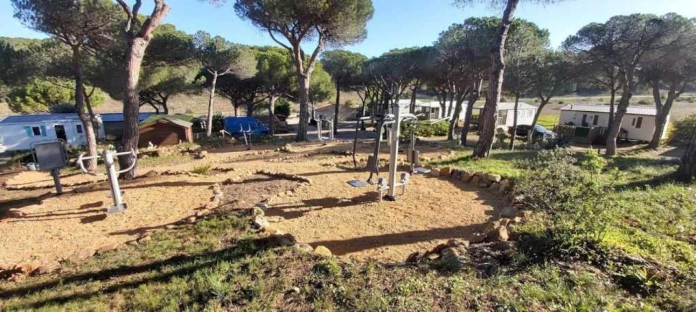 Camping 3 Etoiles - Piscine - Ccbb0Gd Bizanet Exterior foto